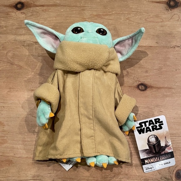 NWT Star Wars Disney Mandalorian The Child plush toy Disney Store - Picture 1 of 4